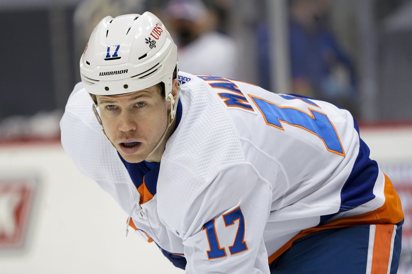 Matt Martin retires, leaving the NHL with just a few visor-less players | iNFOnews.ca