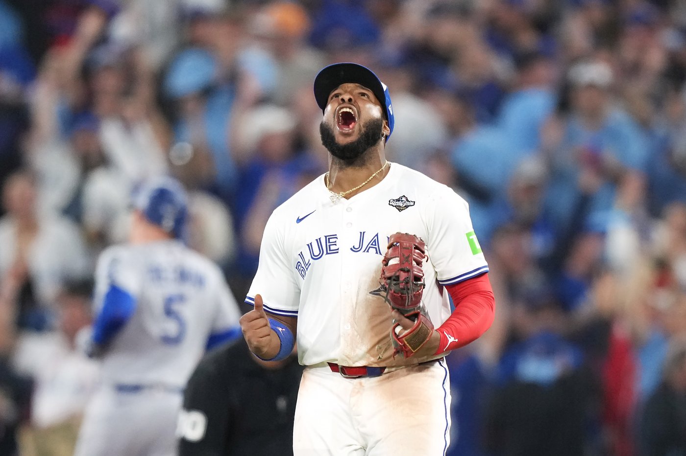 Photo Gallery: Dodgers beat Jays 5-4 to win World Series | iNFOnews.ca