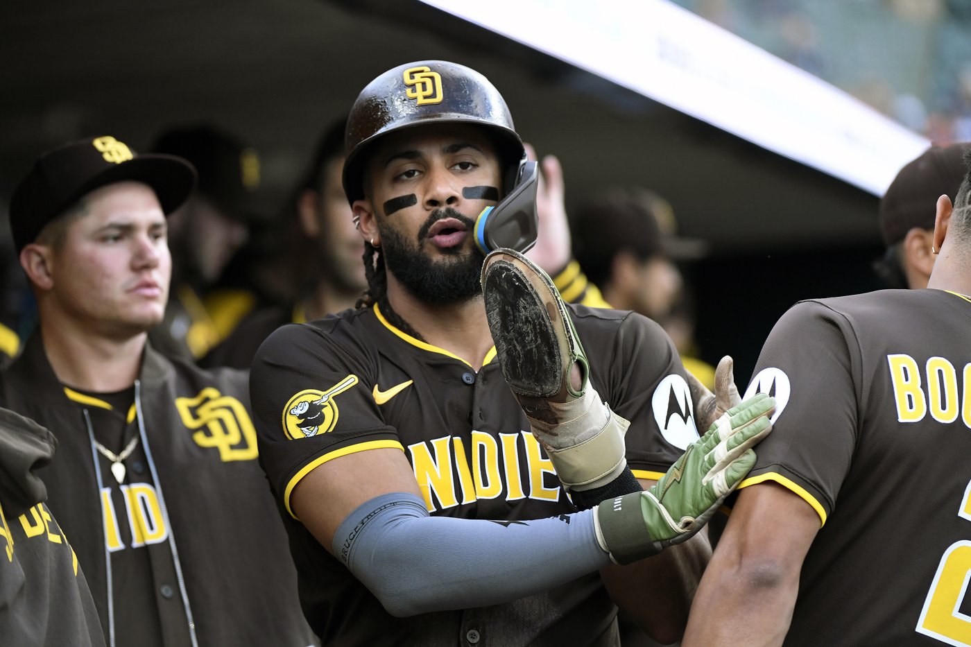 Excellent start for baseball's NL West foreshadows a potentially historic 4-team summer race | iNFOnews.ca
