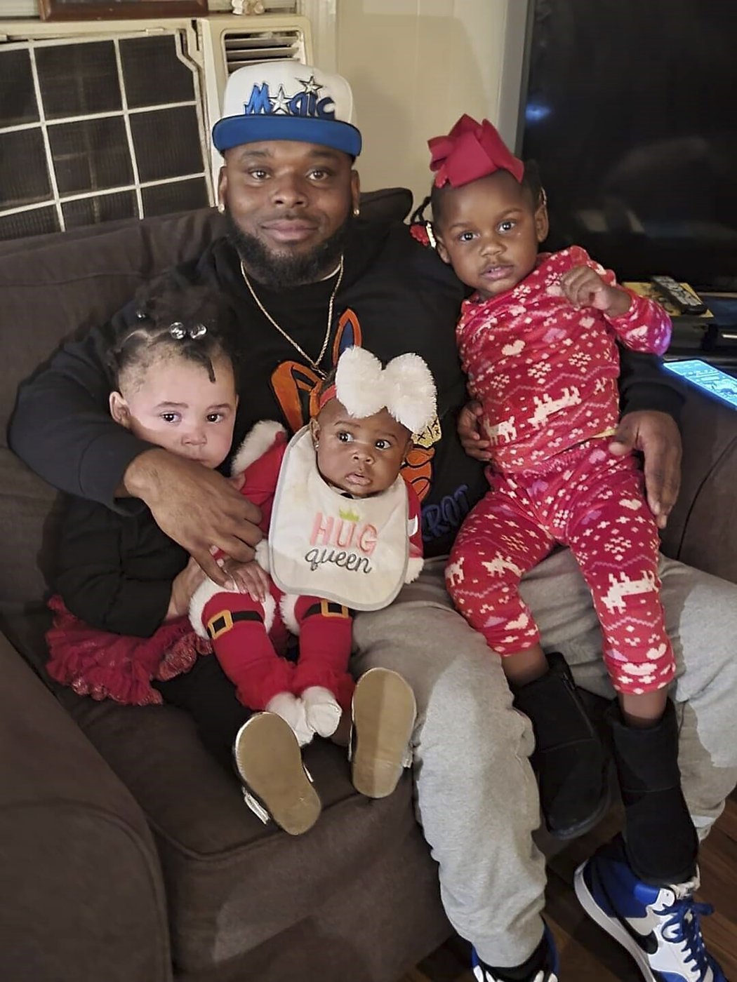 Local sheriff asks FBI to investigate death of Black man found hanging in Alabama | iNFOnews.ca