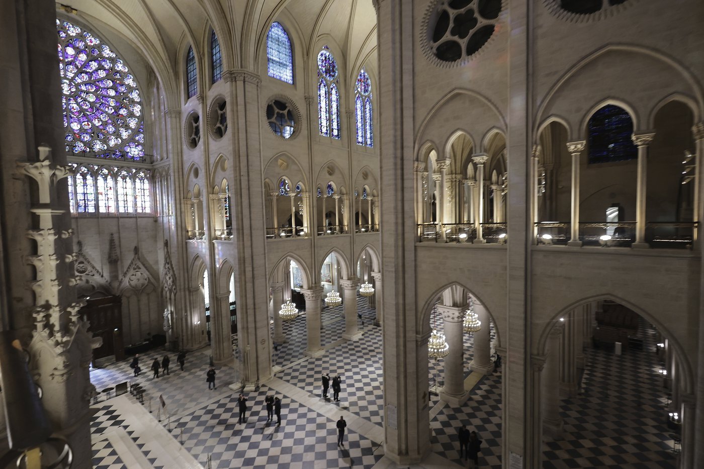 Notre Dame Cathedral unveils its new interior 5 years after devastating fire | iNFOnews.ca