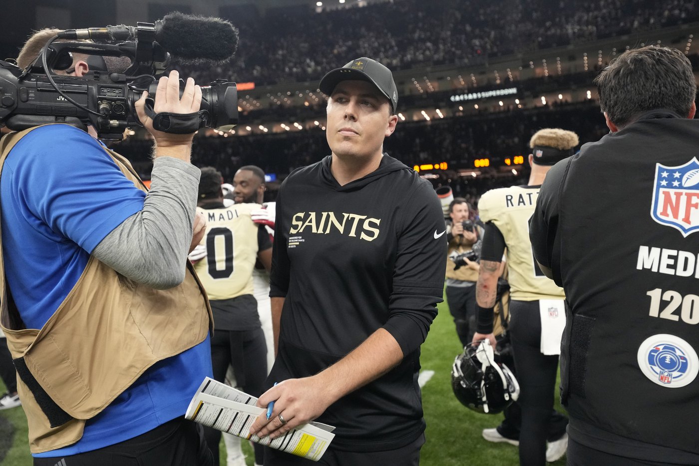 Saints' untimely sloppiness undermines Kellen Moore's otherwise competitive coaching debut | iNFOnews.ca