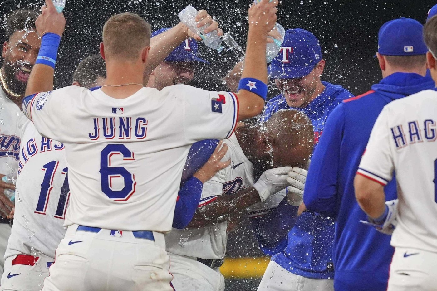 García delivers 6th career walk-off hit in the 11th to give Rangers a 5-4 win over White Sox | iNFOnews.ca García delivers 6th career walk-off hit in the 11th to give Rangers a 5-4 win over White Sox | iNFOnews.ca