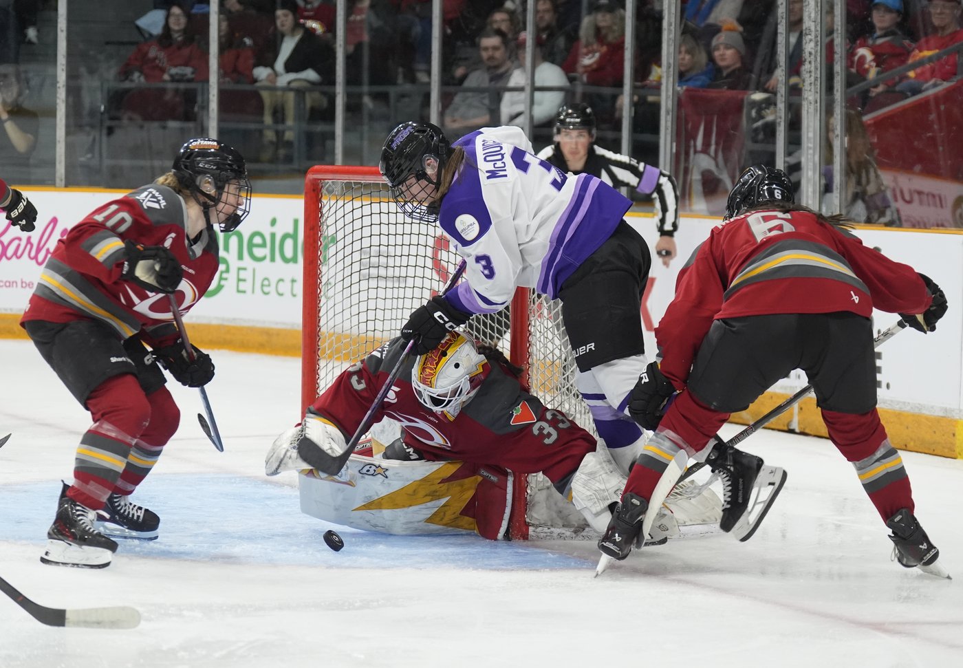 Frost win 3-0 to keep PWHL playoff hopes alive, put Charge's chances in jeopardy | iNFOnews.ca