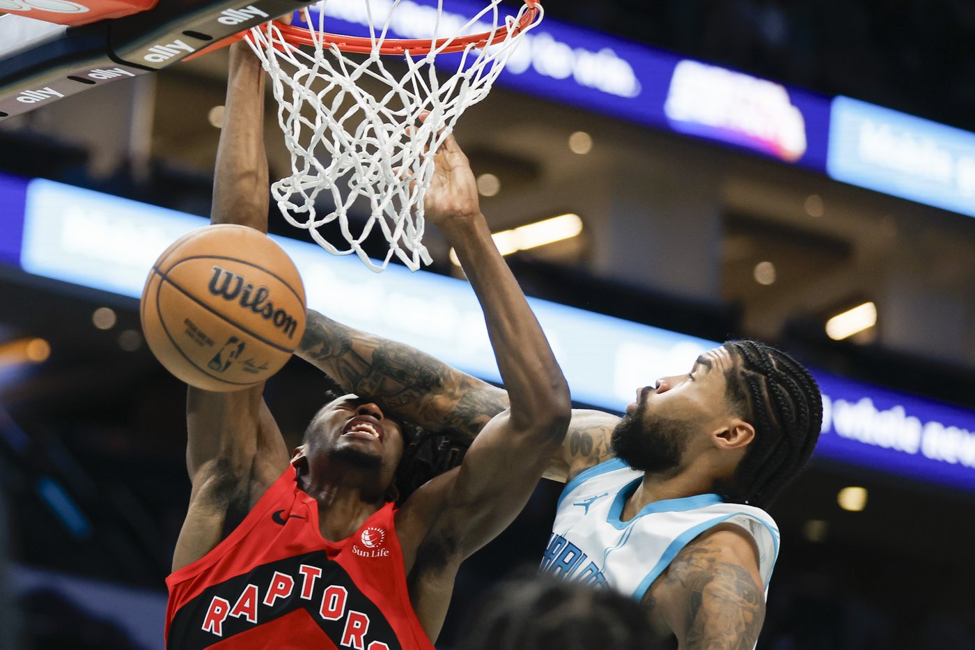 Tre Mann scores 27, Hornets get 72 points from their bench to beat Raptors 138-133 | iNFOnews.ca Tre Mann scores 27, Hornets get 72 points from their bench to beat Raptors 138-133 | iNFOnews.ca