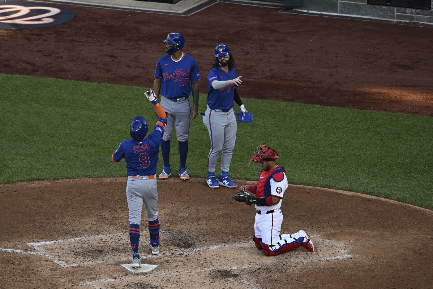 Brandon Nimmo ties Mets record with 9 RBIs in a rout of the Nationals | iNFOnews.ca Brandon Nimmo ties Mets record with 9 RBIs in a rout of the Nationals | iNFOnews.ca