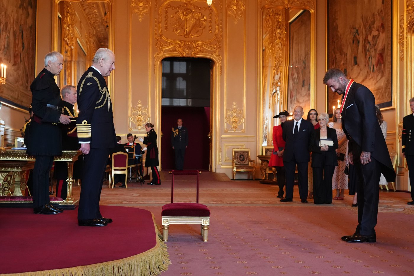 Bend a knee like Beckham: Soccer star is knighted by King Charles III | iNFOnews.ca Bend a knee like Beckham: Soccer star is knighted by King Charles III | iNFOnews.ca