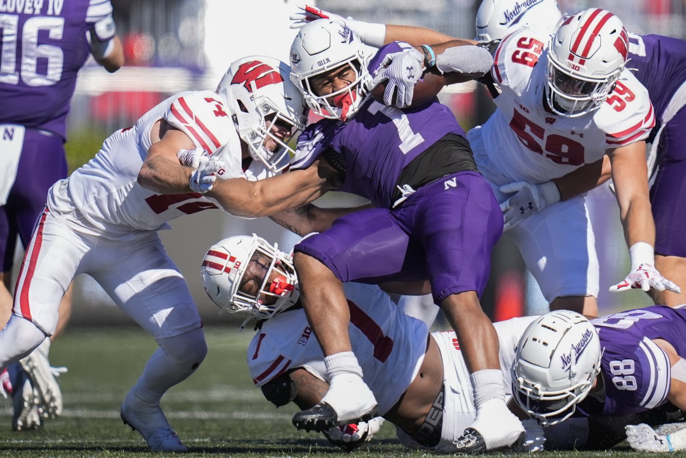 Wisconsin relying on its traditional winning formula during its recent surge | iNFOnews.ca