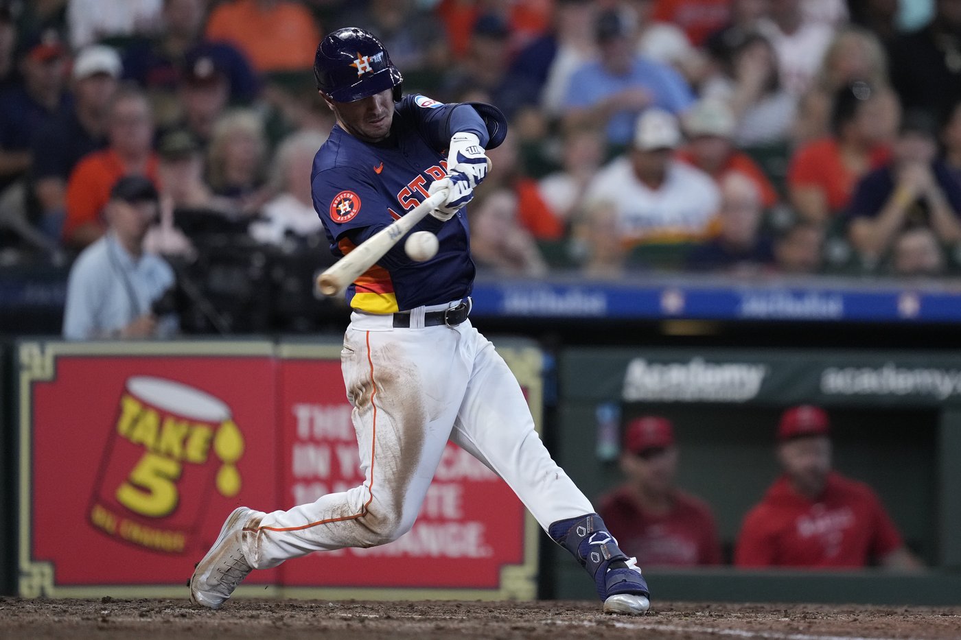 Zach Neto has 2 homers, 6 RBIs to lead Angels to 9-8 win over Astros | iNFOnews.ca Zach Neto has 2 homers, 6 RBIs to lead Angels to 9-8 win over Astros | iNFOnews.ca