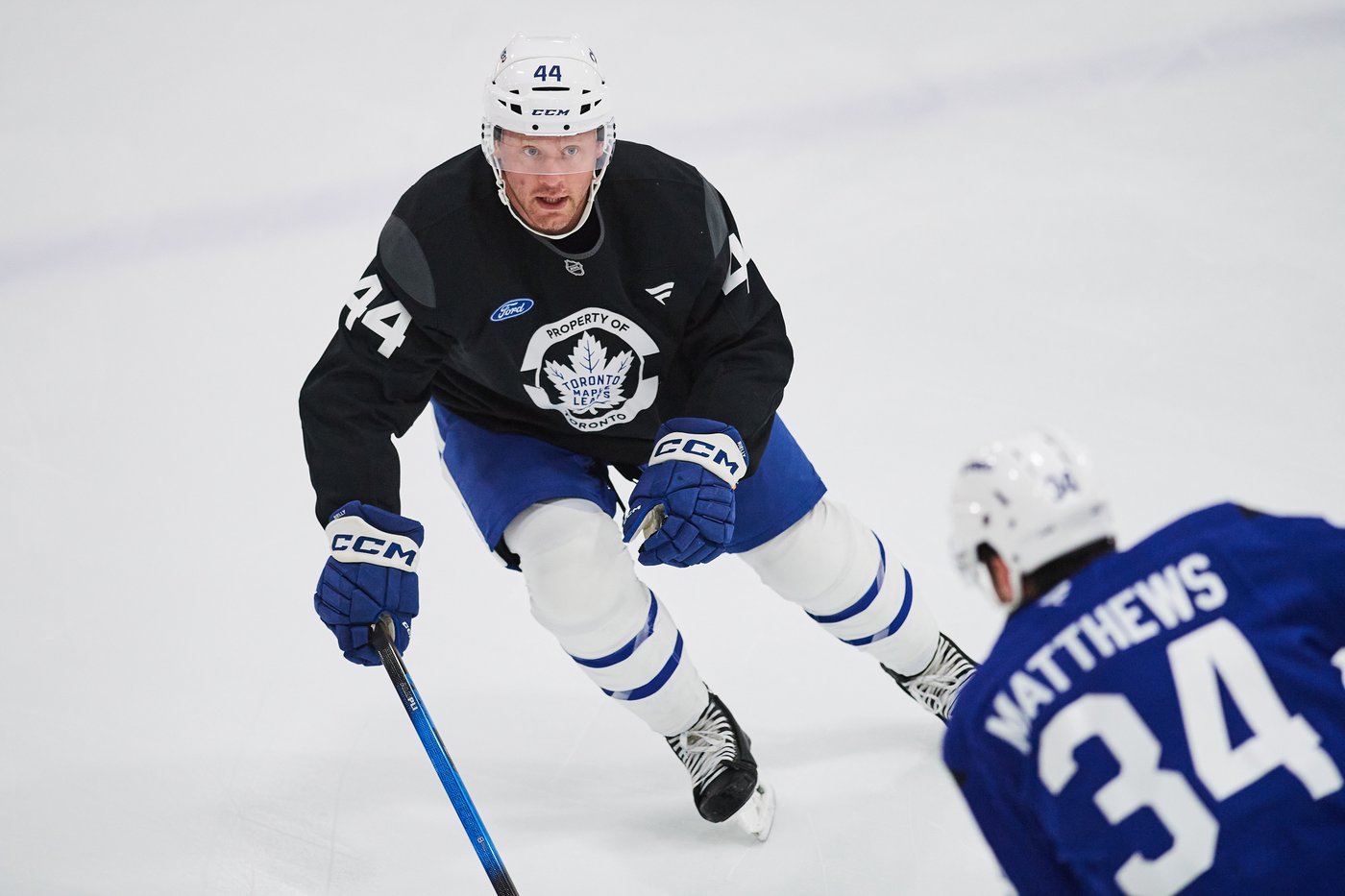 Morgan Rielly's big night powers Maple Leafs over Canadiens | iNFOnews.ca