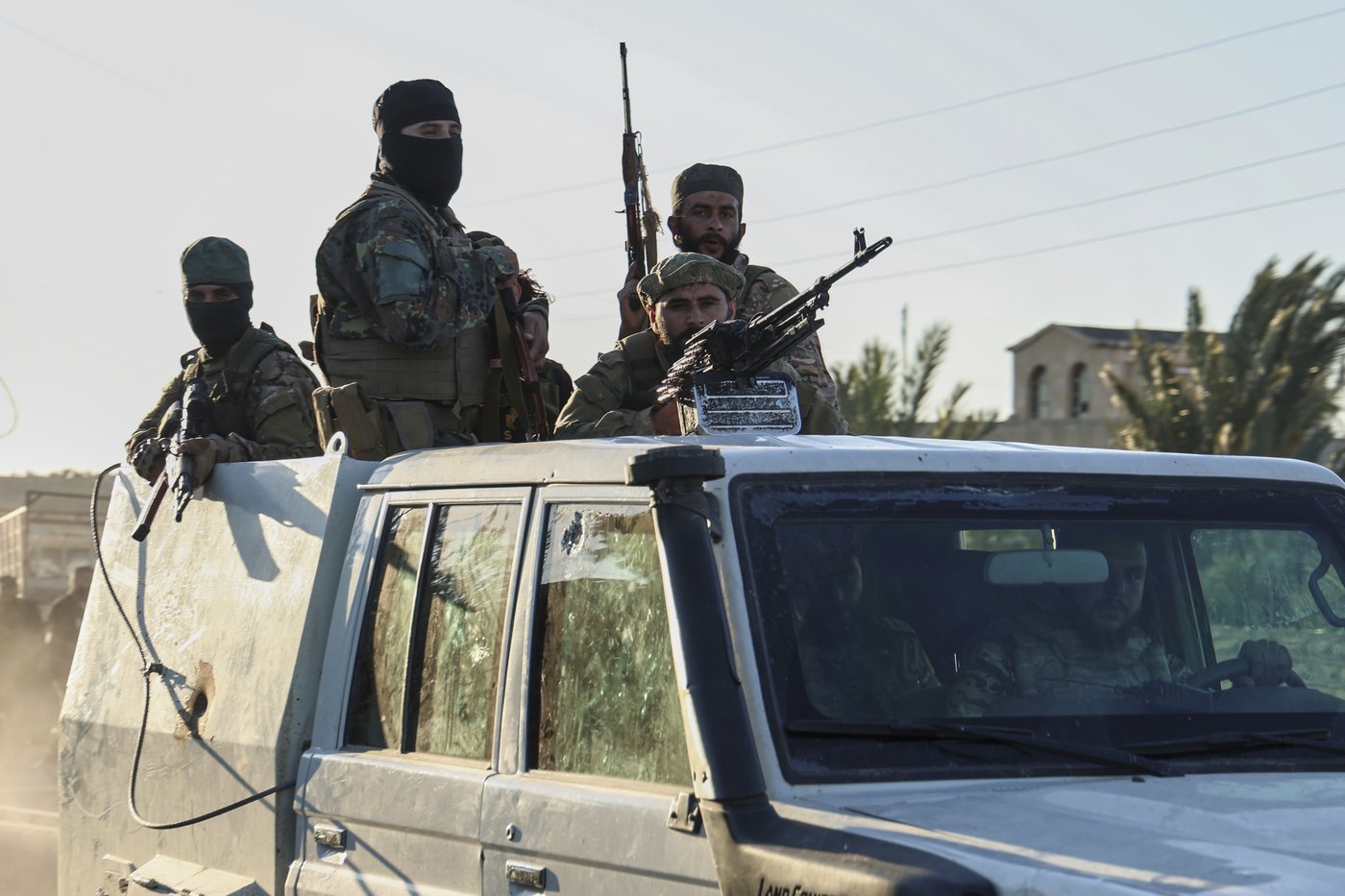 Syria announces ceasefire after sectarian clashes, but more fighting and abuse alleged | iNFOnews.ca Syria announces ceasefire after sectarian clashes, but more fighting and abuse alleged | iNFOnews.ca