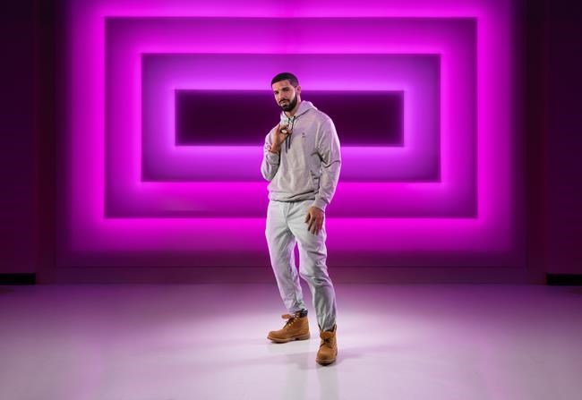 Drake made in wax as part of 'Hotline Bling' recreation at Madame Tussauds in Las Vegas | iNFOnews.ca Drake made in wax as part of 'Hotline Bling' recreation at Madame Tussauds in Las Vegas | iNFOnews.ca