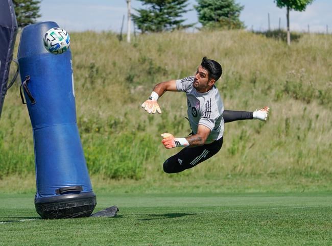 Baby fat proves to be a boon for Toronto FC's Silva, prompting move to goalkeeper | iNFOnews.ca Baby fat proves to be a boon for Toronto FC's Silva, prompting move to goalkeeper | iNFOnews.ca