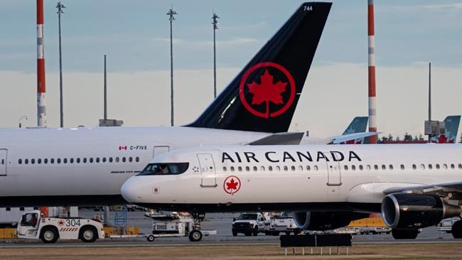 Air Canada raises nearly $500 million by selling, leasing back nine Boeing 737 Max 8s | iNFOnews.ca