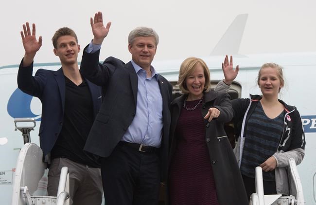 Former prime minister Stephen Harper’s eldest son working for Premier Jason Kenney | iNFOnews.ca Former prime minister Stephen Harper’s eldest son working for Premier Jason Kenney | iNFOnews.ca