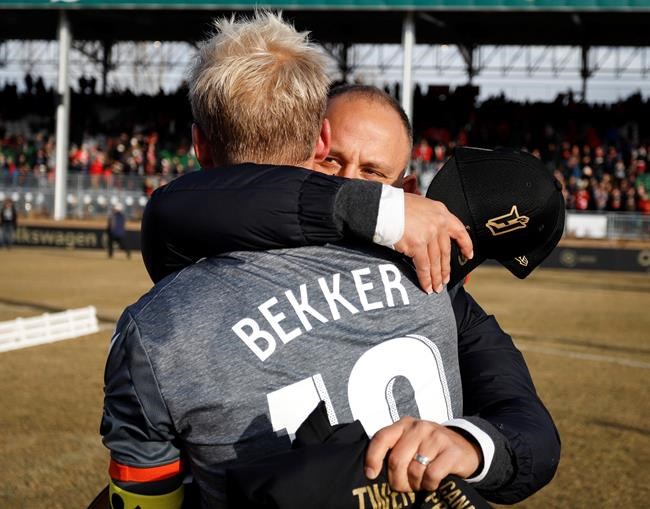 Forge FC coach Bobby Smyrniotis' influence on Canadian soccer continues to grow | iNFOnews.ca