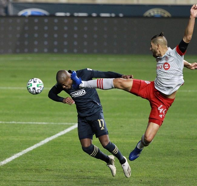 Toronto FC thrashed 5-0 by Philadelphia Union in top-of-the-table showdown | iNFOnews.ca