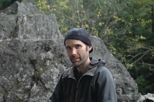 Father of man found dead three years ago offers $10,000 for information on death | iNFOnews.ca