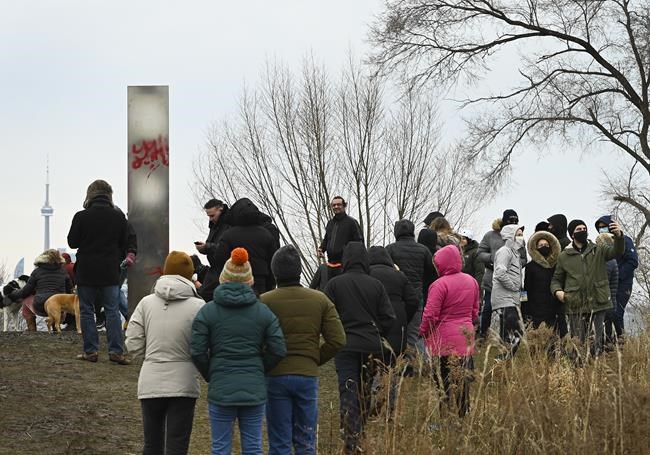 How Canadians spent the holidays and ambiguous COVID rules: In The News for Jan. 5 | iNFOnews.ca