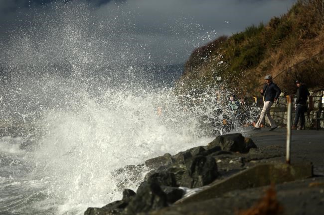 Wind, rain, snowfall warnings posted as storm hammers most of coastal B.C. | iNFOnews.ca