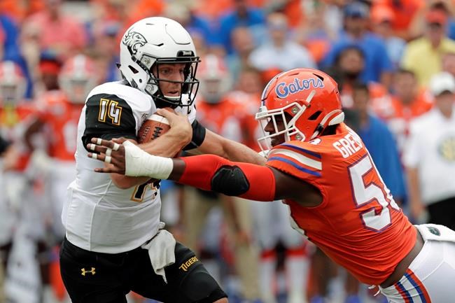 Saskatchewan Roughriders add to depth at quarterback with signing of Tom Flacco | iNFOnews.ca