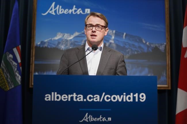 Health minister says Alberta won't follow Manitoba's stricter COVID-19 travel rules | iNFOnews.ca Health minister says Alberta won't follow Manitoba's stricter COVID-19 travel rules | iNFOnews.ca