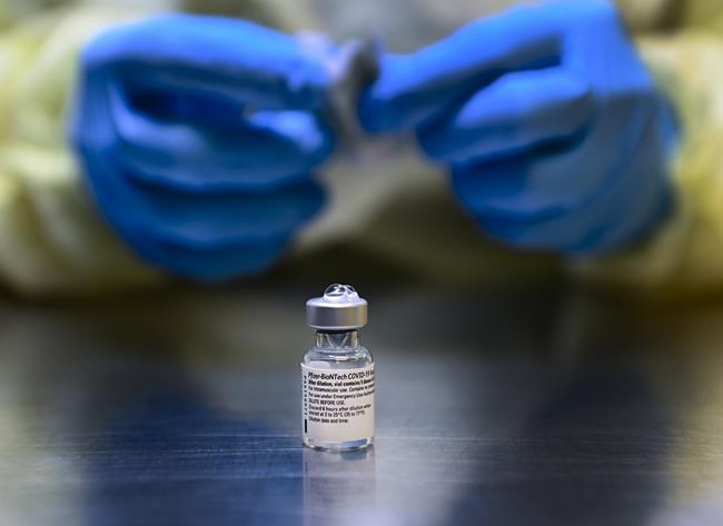 Canada signs deal with Novavax to make its COVID-19 vaccine at new Montreal facility | iNFOnews.ca Canada signs deal with Novavax to make its COVID-19 vaccine at new Montreal facility | iNFOnews.ca