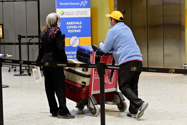 Stricter public health measures come into effect at Canadian borders, airports | iNFOnews.ca CP637497500