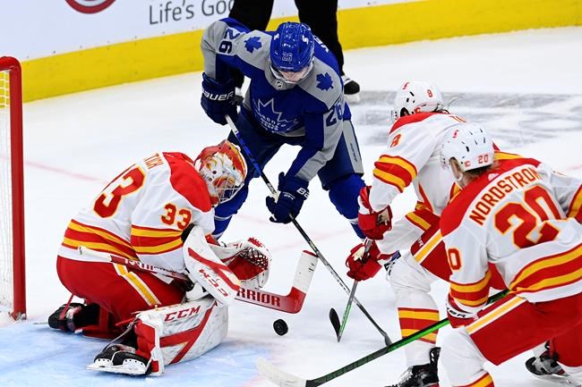 'Misunderstood' Nylander ties game late, scores winner as Leafs beat Flames 2-1 in OT | iNFOnews.ca