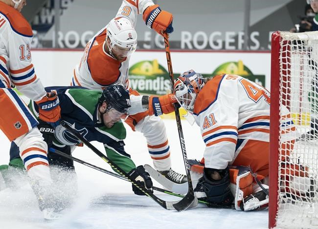 Mike Smith earns shutout as Oilers blank slumping Canucks 3-0 | iNFOnews.ca Mike Smith earns shutout as Oilers blank slumping Canucks 3-0 | iNFOnews.ca