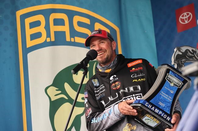 Jeff Gustafson rewarded for nine years of patience with Bassmasters Elite Series win | iNFOnews.ca CP1989457086