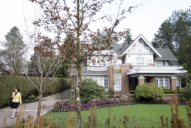 Crown lawyer says border officers miscommunicated about note-taking in Meng case | iNFOnews.ca