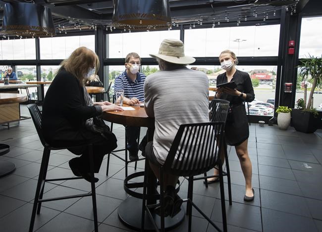 Economic recovery could reveal understaffed restaurant industry | iNFOnews.ca Economic recovery could reveal understaffed restaurant industry | iNFOnews.ca