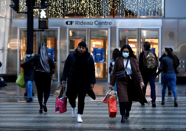 Households expect return to pre-pandemic spending within a year, Bank of Canada says | iNFOnews.ca