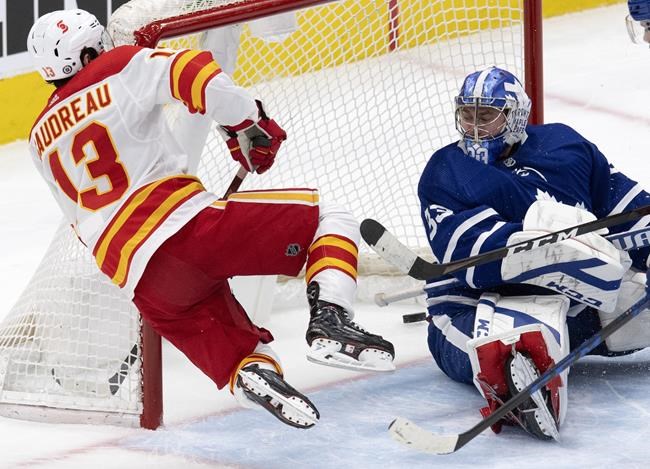 Gaudreau scores in overtime, Flames beat Maple Leafs 3-2 in Lucic's 1,000th NHL game | iNFOnews.ca