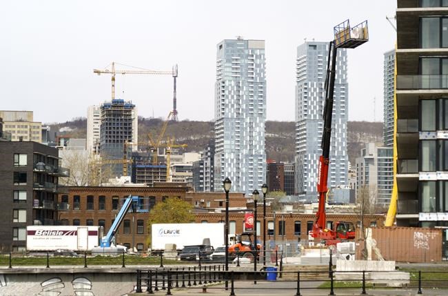 Montreal politicians debate whether to allow skyscrapers higher than Mount Royal | iNFOnews.ca