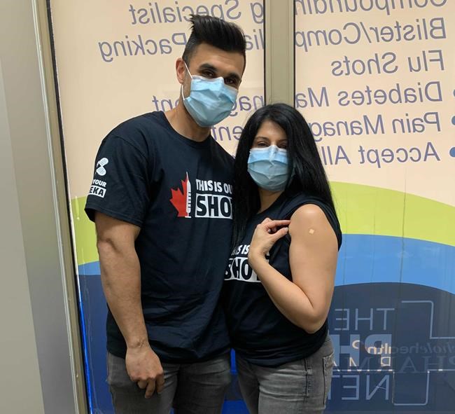 Doctors, Ryan Reynolds and other celebs team up to tackle vaccine hesitancy | iNFOnews.ca