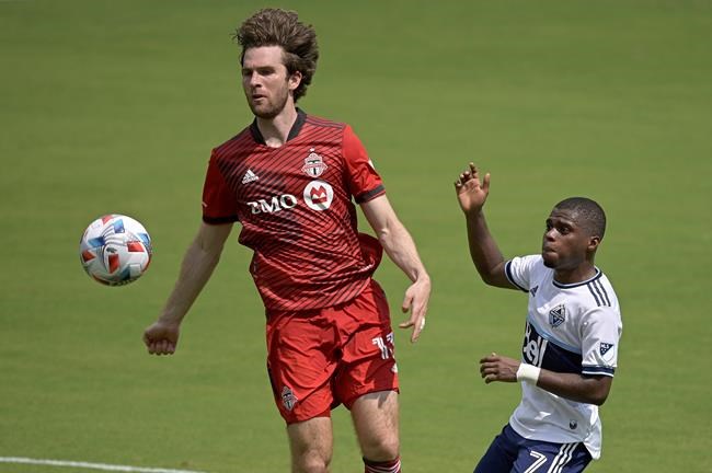 Veteran Patrick Mullins happy to share his experience with Toronto FC's young talent | iNFOnews.ca