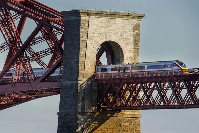 UK to reunify national rail network under government control | iNFOnews.ca
