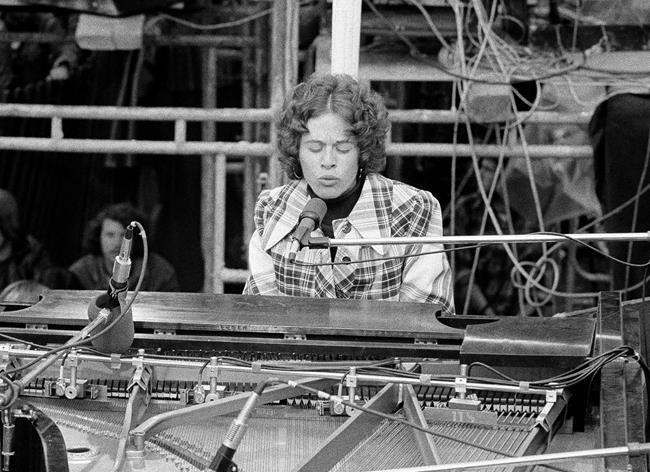 Streaming series shows collision of music, history in 1971 | iNFOnews.ca Streaming series shows collision of music, history in 1971 | iNFOnews.ca