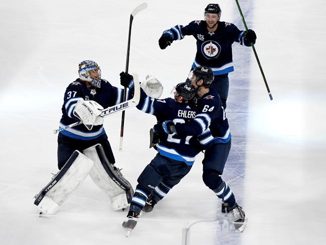 Ehlers scores two, Jets take 3-0 series lead over Oilers with 5-4 comeback OT win | iNFOnews.ca