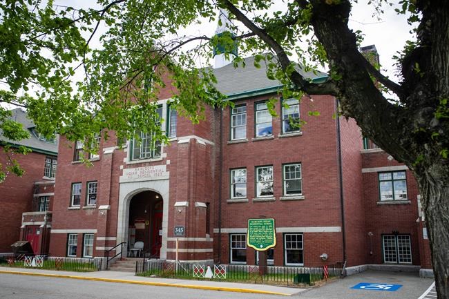 Work underway for forensics experts to identify and repatriate B.C. school remains | iNFOnews.ca Work underway for forensics experts to identify and repatriate B.C. school remains | iNFOnews.ca