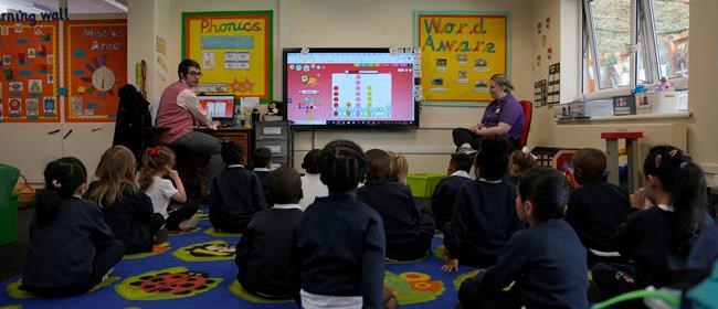 London school fights COVID fallout with laptops, bean bags | iNFOnews.ca