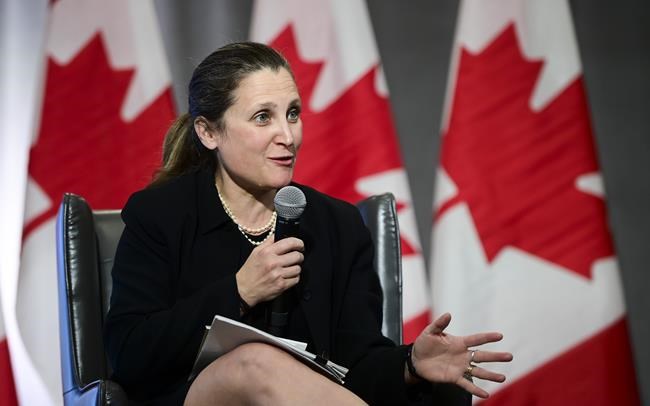 Freeland says feds will voice concerns to Air Canada over executive bonuses | iNFOnews.ca Freeland says feds will voice concerns to Air Canada over executive bonuses | iNFOnews.ca