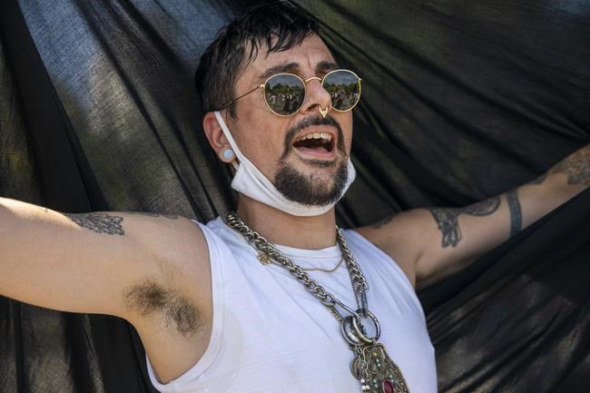 Thousands join Pride parade in conservative Jerusalem | iNFOnews.ca