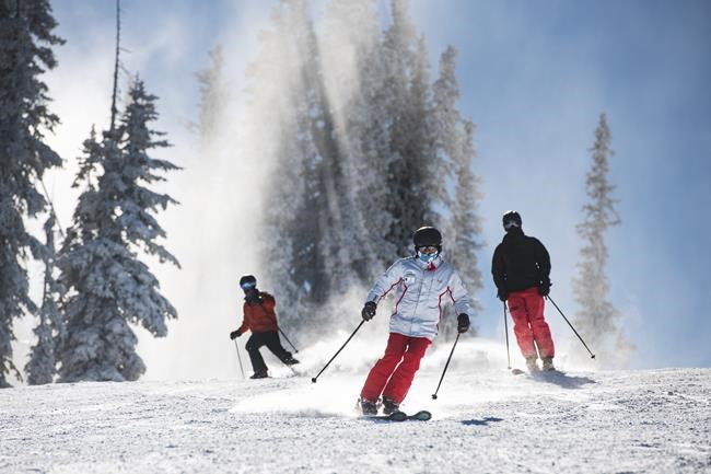 Study: US ski areas rebound despite COVID-19 restrictions | iNFOnews.ca Study: US ski areas rebound despite COVID-19 restrictions | iNFOnews.ca