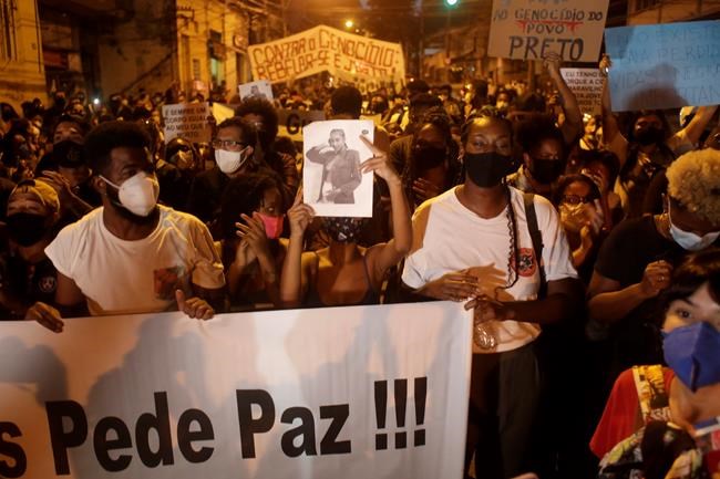 Grief, outrage after shooting kills pregnant Brazilian woman | iNFOnews.ca