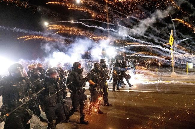 Officers resign from Portland, Oregon, protest response unit | iNFOnews.ca Officers resign from Portland, Oregon, protest response unit | iNFOnews.ca