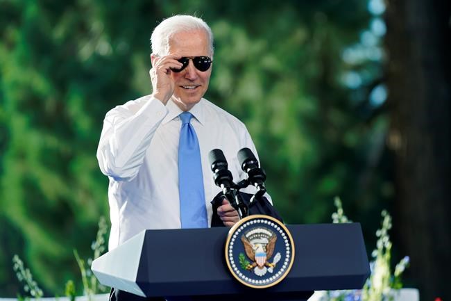 SUMMIT NOTEBOOK: Biden gives Putin custom aviator sunglasses | iNFOnews.ca