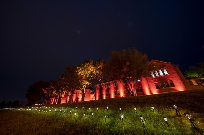 'Information is missing': Quebec teachers want Indigenous history taught differently | iNFOnews.ca 'Information is missing': Quebec teachers want Indigenous history taught differently | iNFOnews.ca